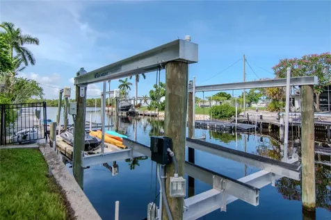 106 Steven Street Ruskin FL 33570