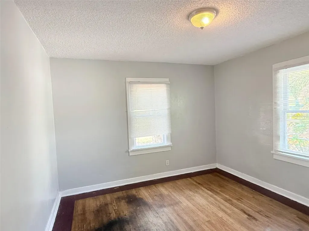 3527 3rd Avenue N St Petersburg FL 33713