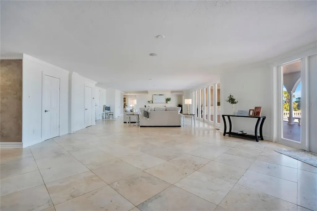 2117 Ocean Drive New Smyrna Beach FL 32169