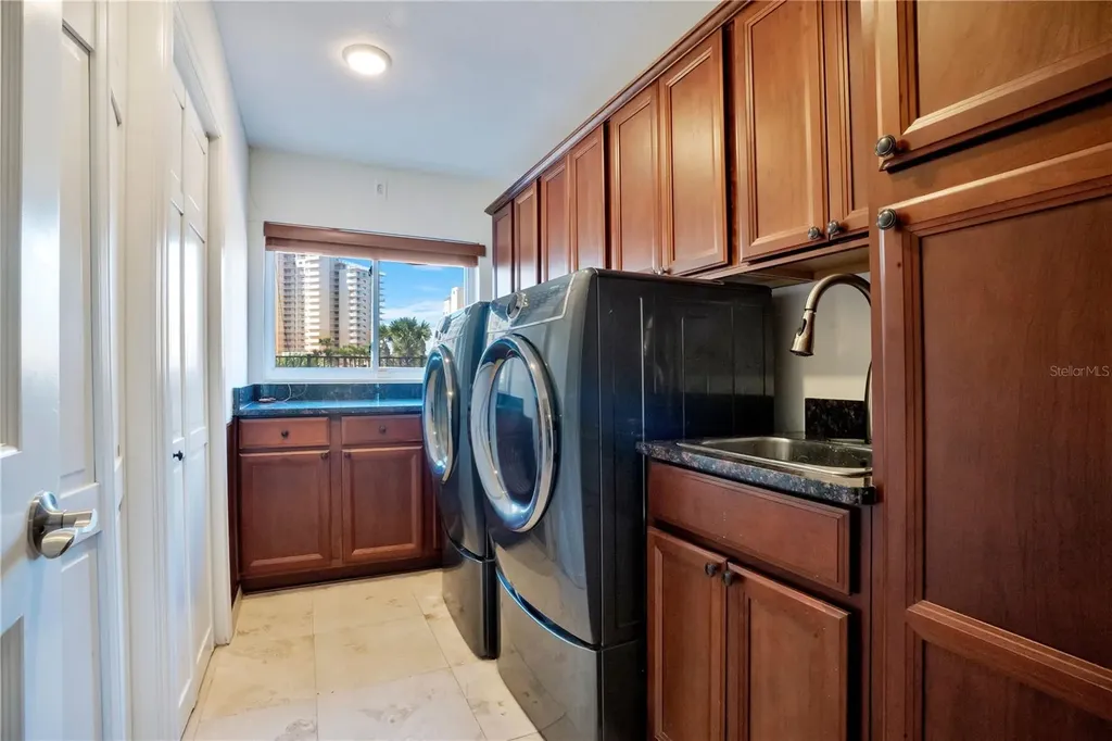 2117 Ocean Drive New Smyrna Beach FL 32169