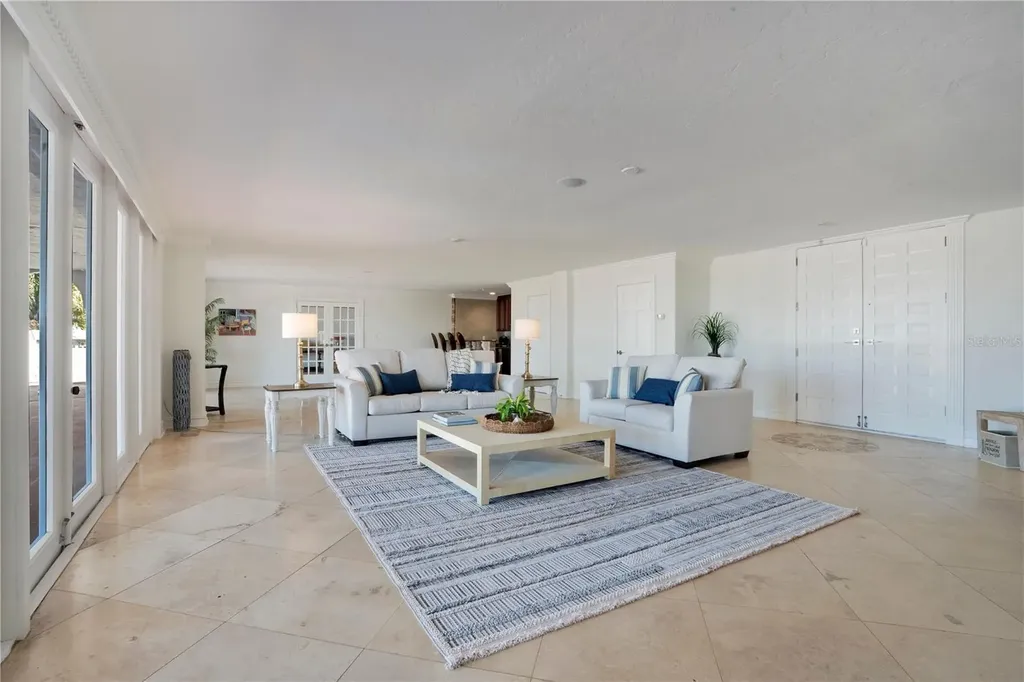 2117 Ocean Drive New Smyrna Beach FL 32169