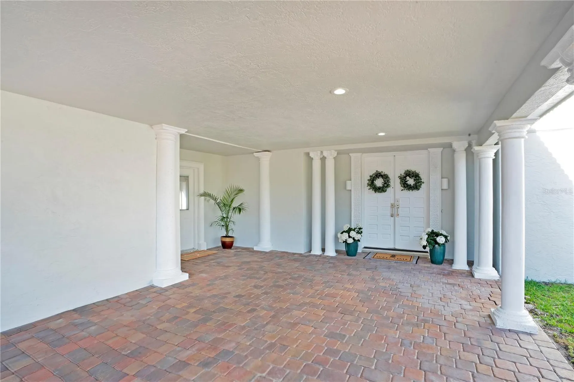 2117 Ocean Drive New Smyrna Beach FL 32169