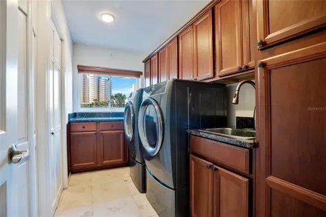 2117 Ocean Drive New Smyrna Beach FL 32169