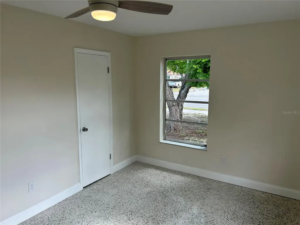 1555 Fort Smith Boulevard Deltona FL 32725