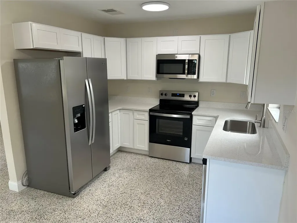 1555 Fort Smith Boulevard Deltona FL 32725