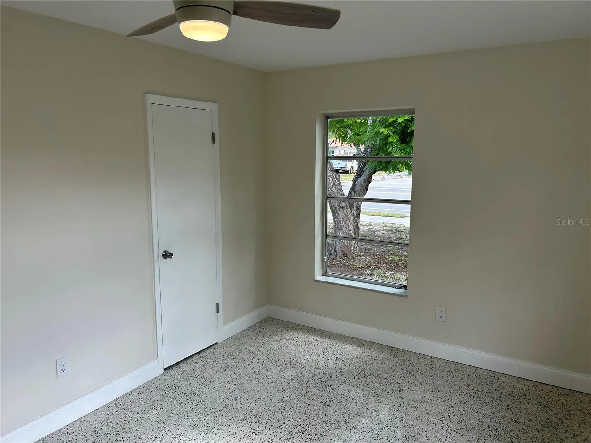 1555 Fort Smith Boulevard Deltona FL 32725