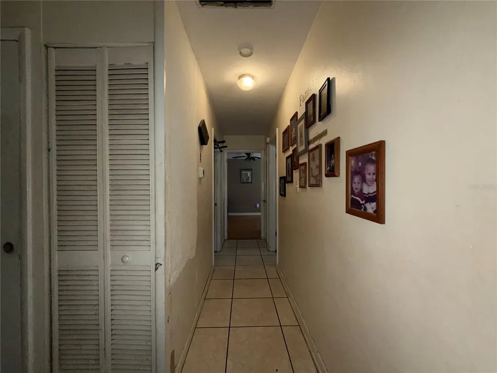 5164 Jasmine Circle St Petersburg FL 33714