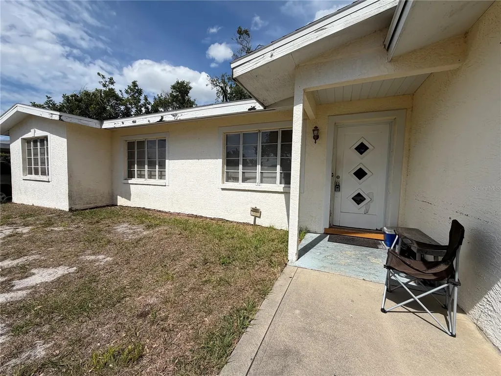 5164 Jasmine Circle St Petersburg FL 33714