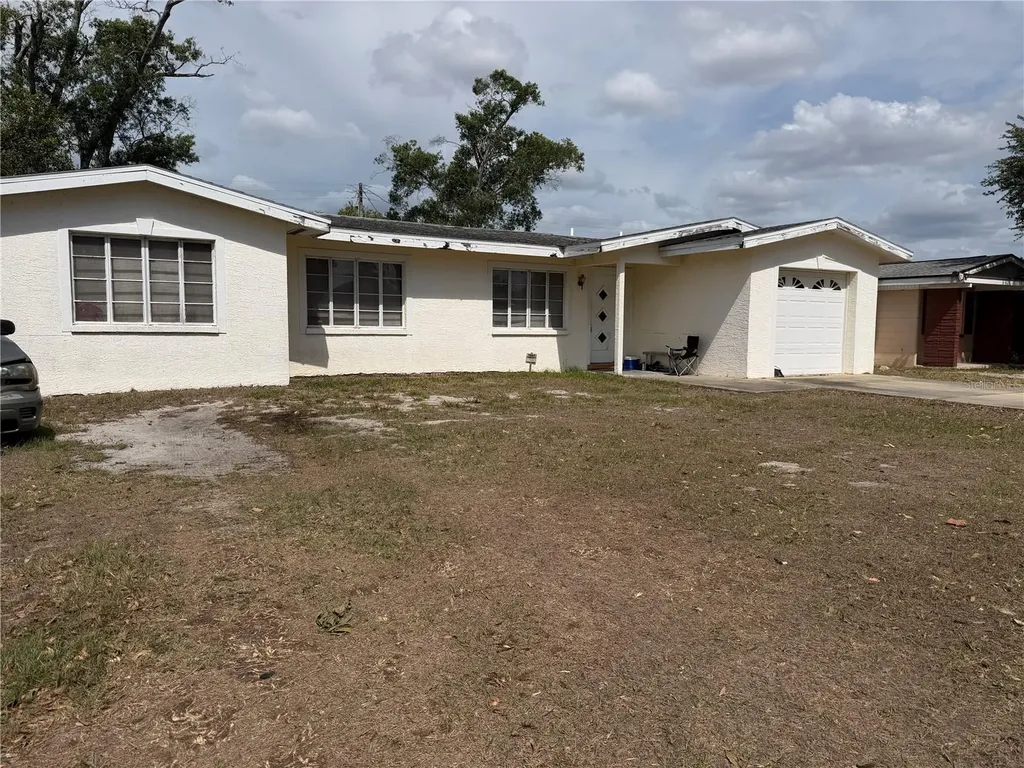 5164 Jasmine Circle St Petersburg FL 33714