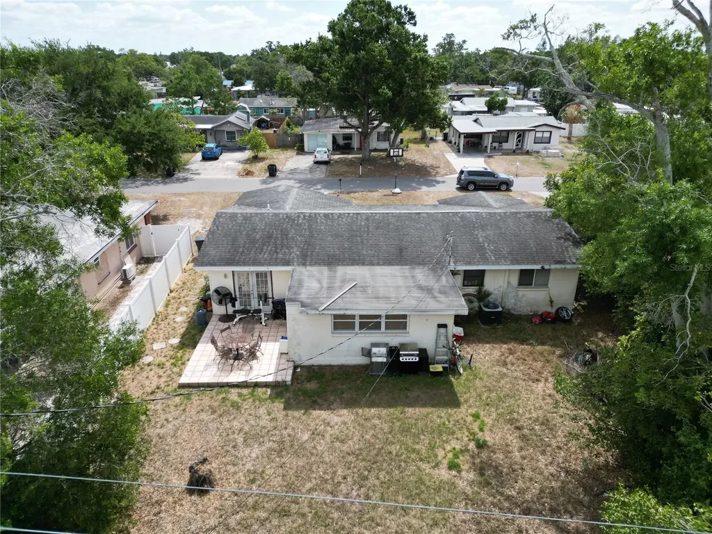 5164 Jasmine Circle St Petersburg FL 33714
