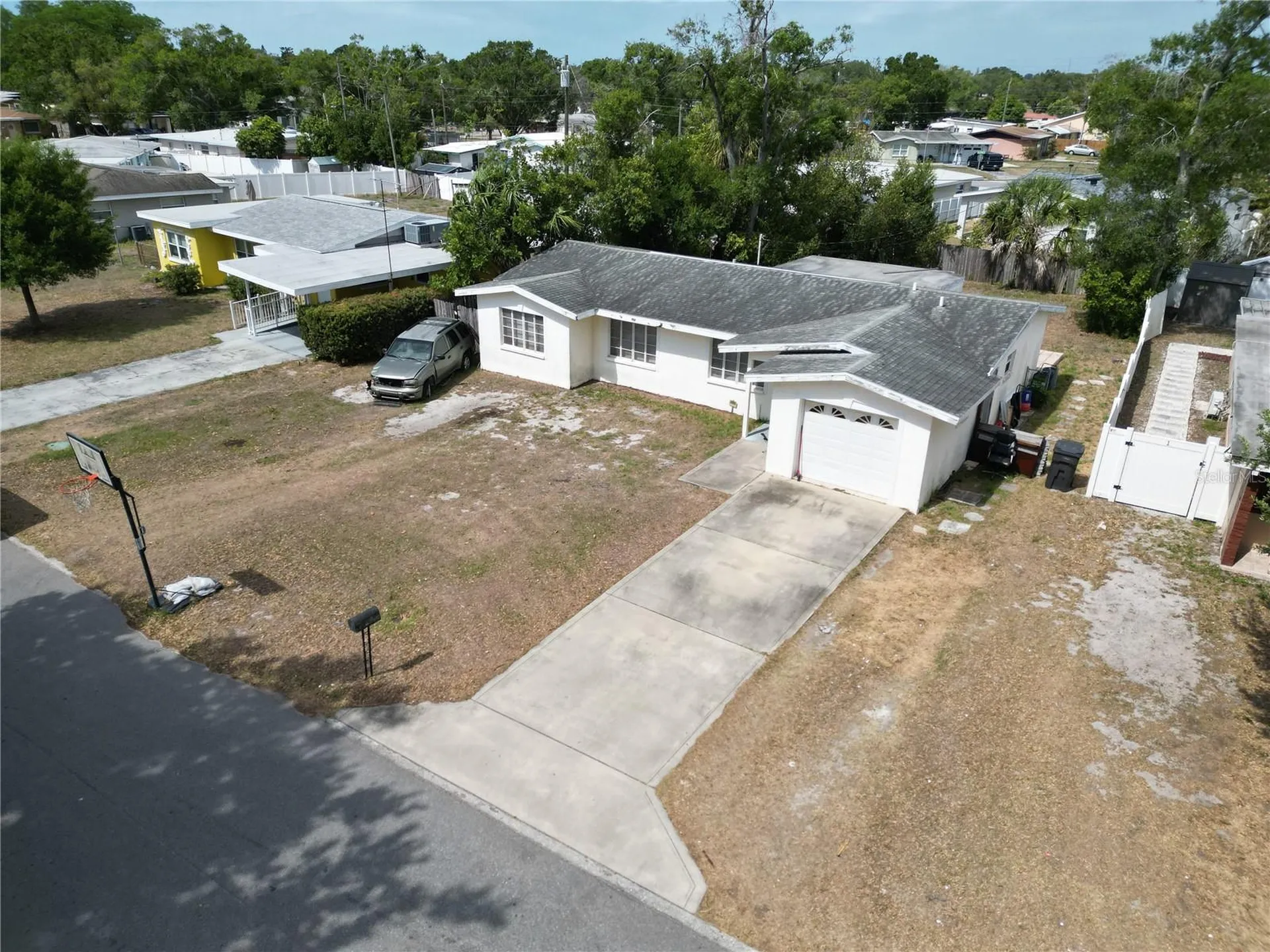 5164 Jasmine Circle St Petersburg FL 33714
