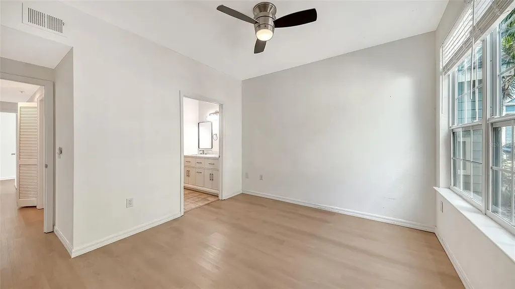 5561 Rosehill Road Sarasota FL 34233