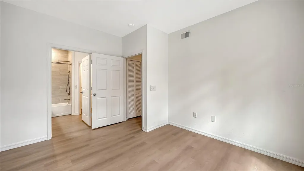 5561 Rosehill Road Sarasota FL 34233