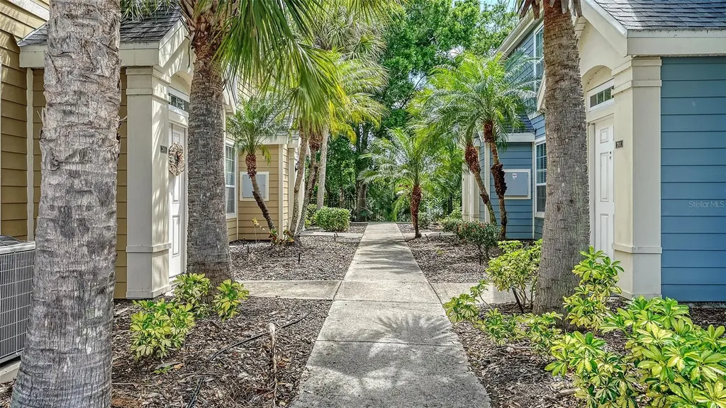 5561 Rosehill Road Sarasota FL 34233