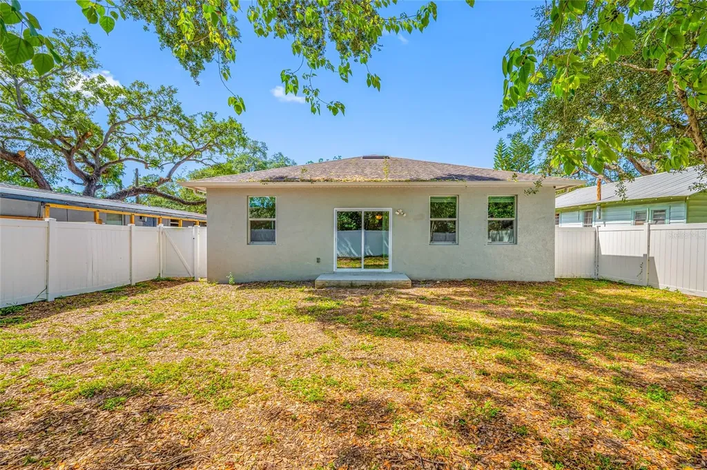 2918 Lindell Avenue Tampa FL 33610