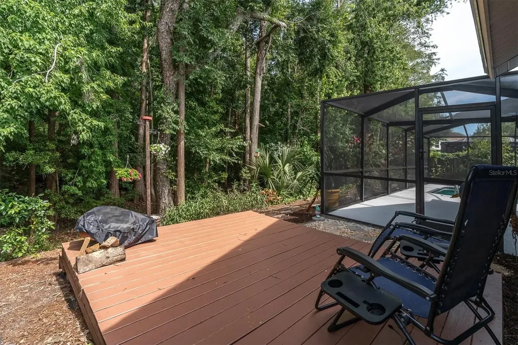1938 Wood Thrush Street Tarpon Springs FL 34689