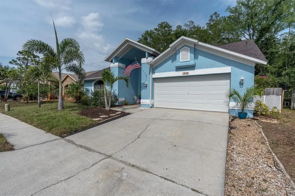 1938 Wood Thrush Street Tarpon Springs FL 34689