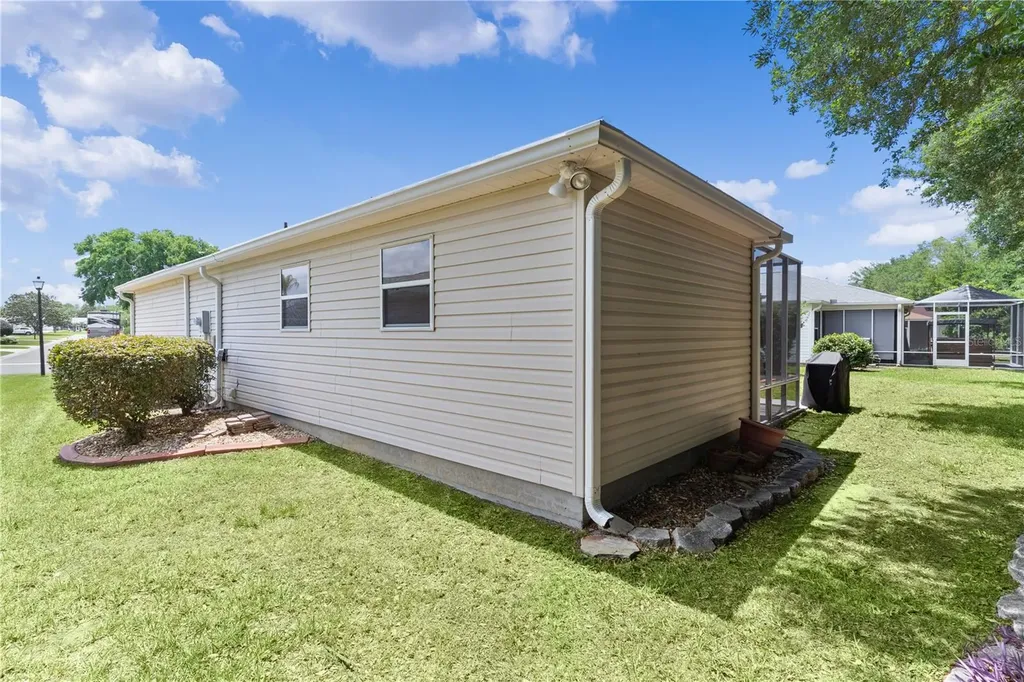 2766 Privada Drive The Villages FL 32162