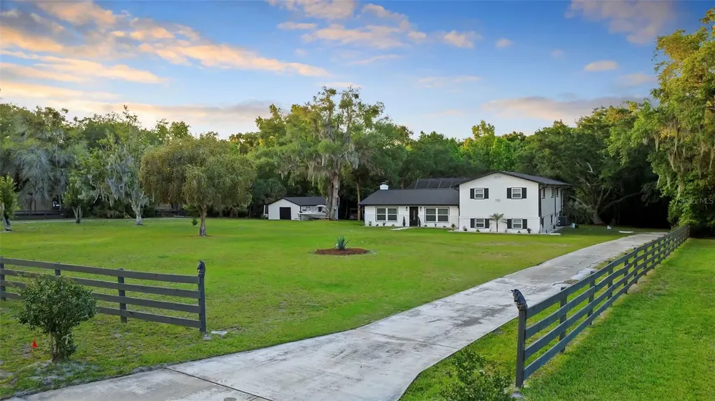 155 E Country Circle Drive E Port Orange FL 32128