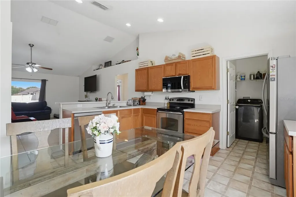 2922 Fairweather Way Kissimmee FL 34758