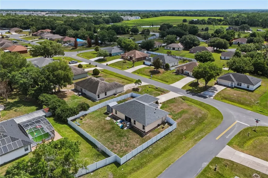 2922 Fairweather Way Kissimmee FL 34758
