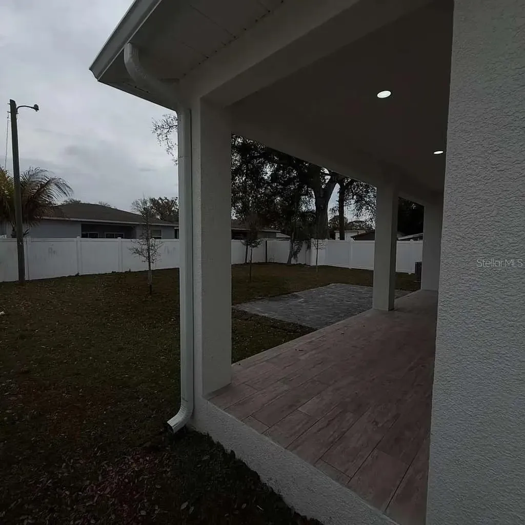 13277 Center Avenue Largo FL 33773