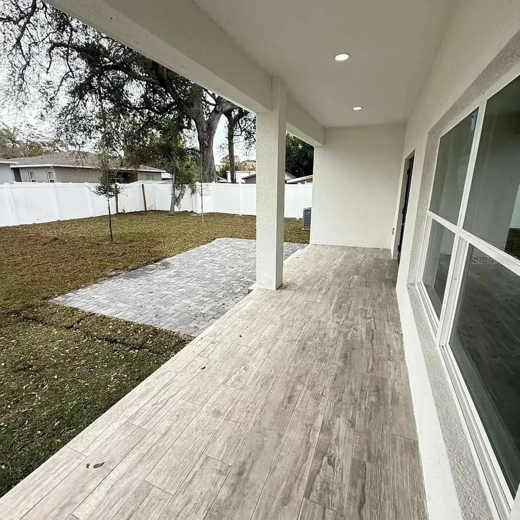 13277 Center Avenue Largo FL 33773