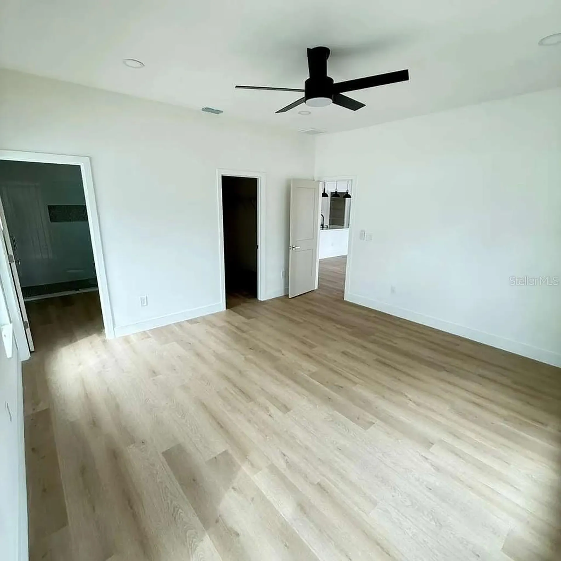 13277 Center Avenue Largo FL 33773