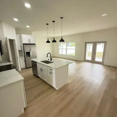 13277 Center Avenue Largo FL 33773