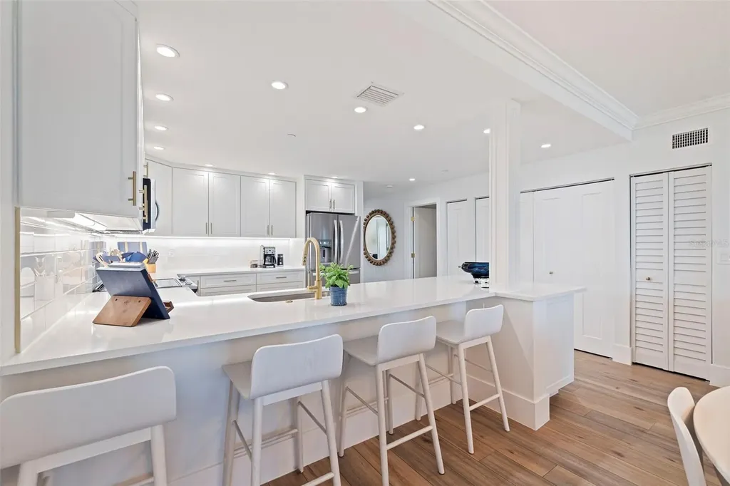 1586 Gulf Boulevard Clearwater Beach FL 33767