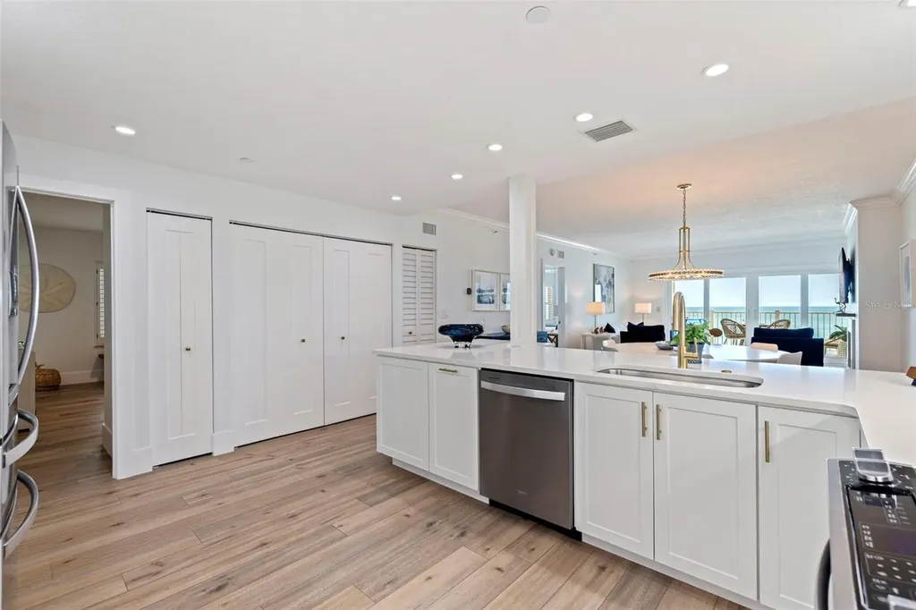 1586 Gulf Boulevard Clearwater Beach FL 33767