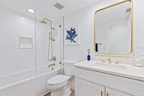 1586 Gulf Boulevard Clearwater Beach FL 33767