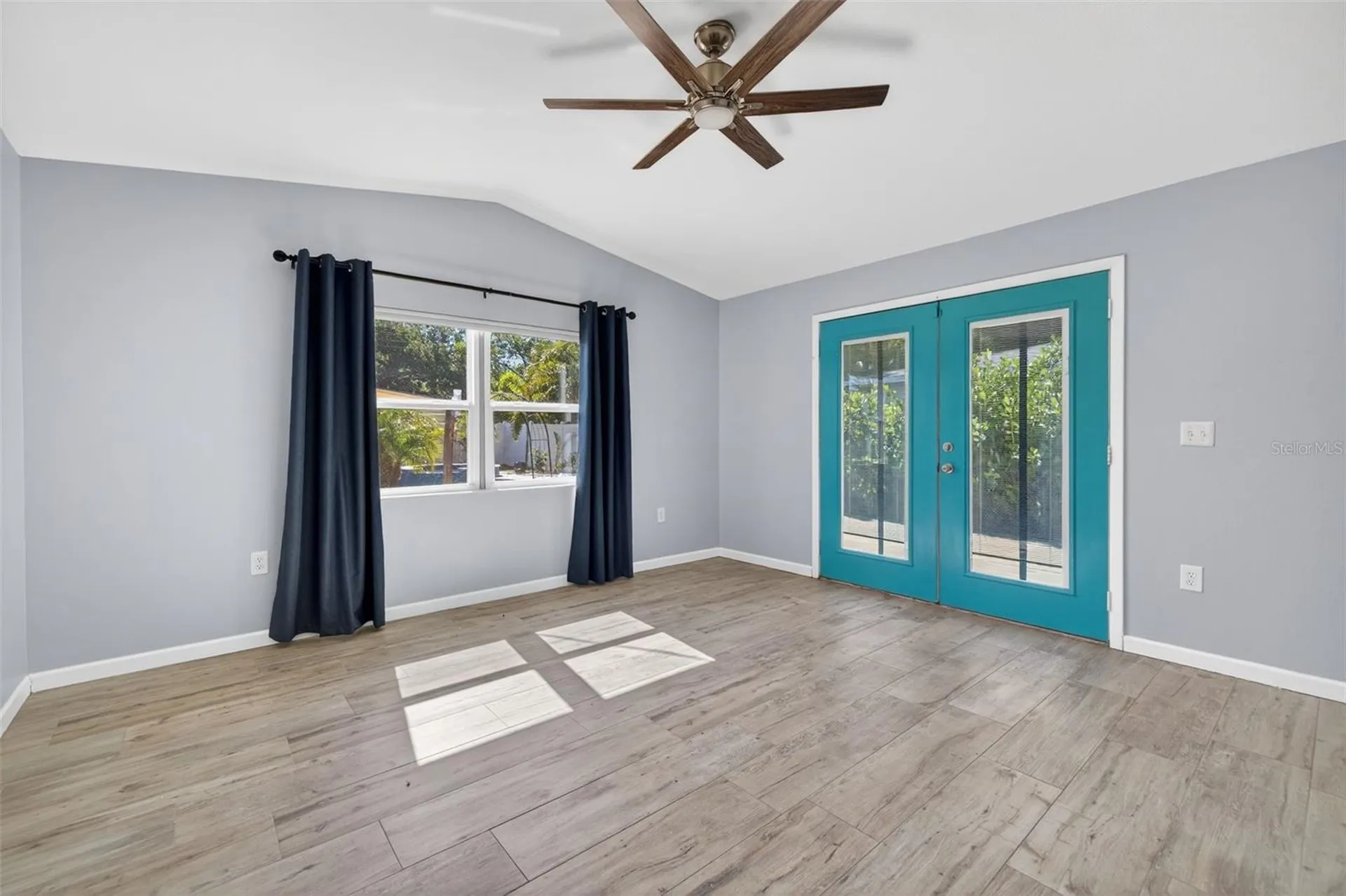 3121 30th Street N St Petersburg FL 33713