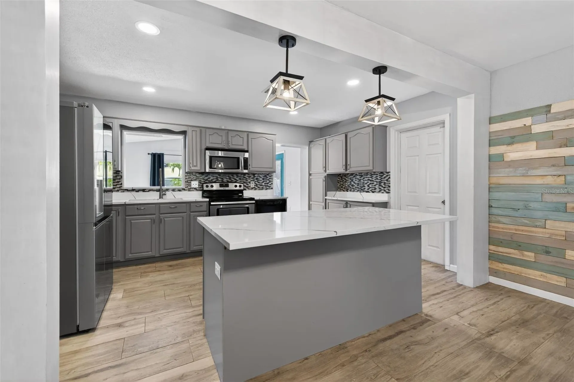 3121 30th Street N St Petersburg FL 33713