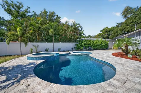 3121 30th Street N St Petersburg FL 33713