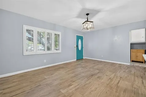 3121 30th Street N St Petersburg FL 33713