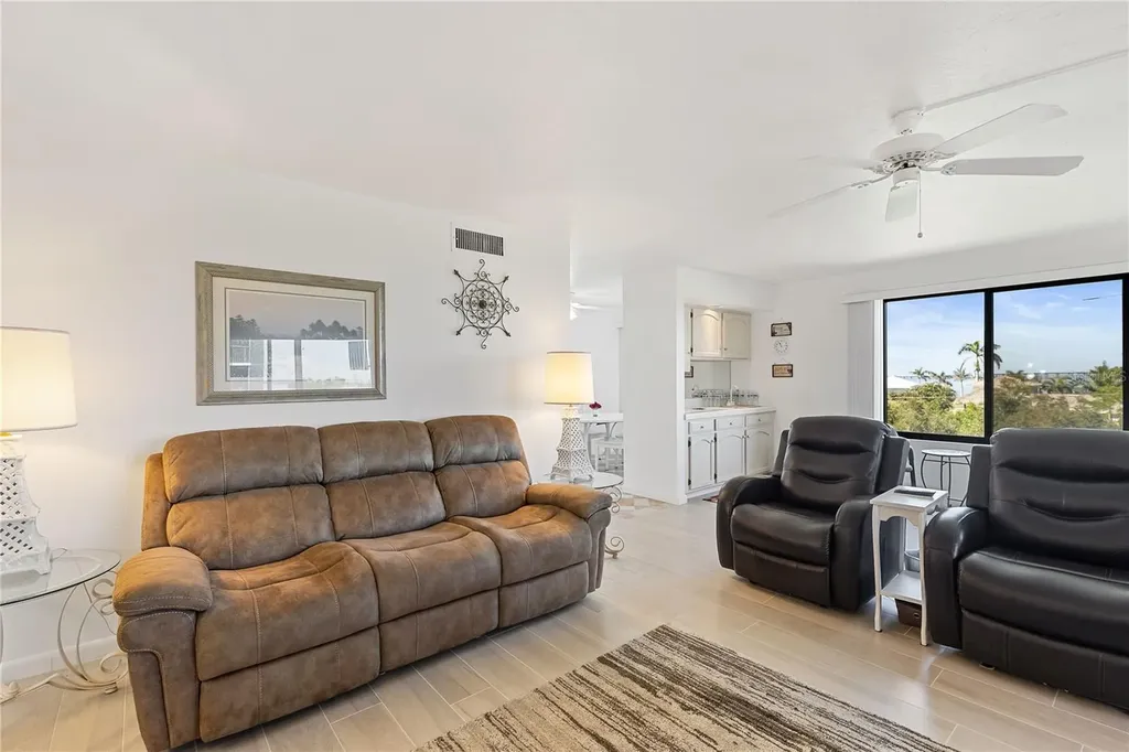 25188 Marion Avenue Punta Gorda FL 33950