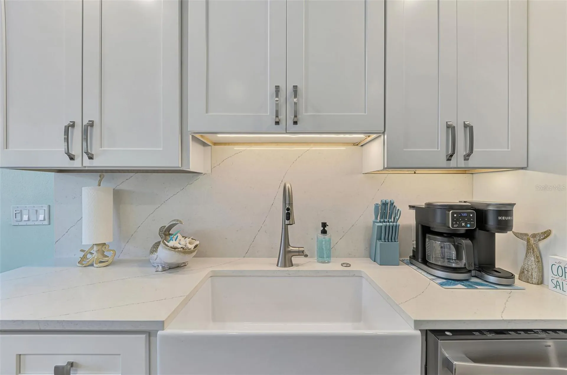 307 Avenida De Paradisio Sarasota FL 34242