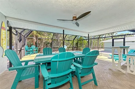307 Avenida De Paradisio Sarasota FL 34242
