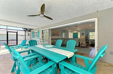 307 Avenida De Paradisio Sarasota FL 34242