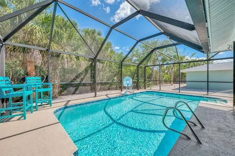 307 Avenida De Paradisio Sarasota FL 34242