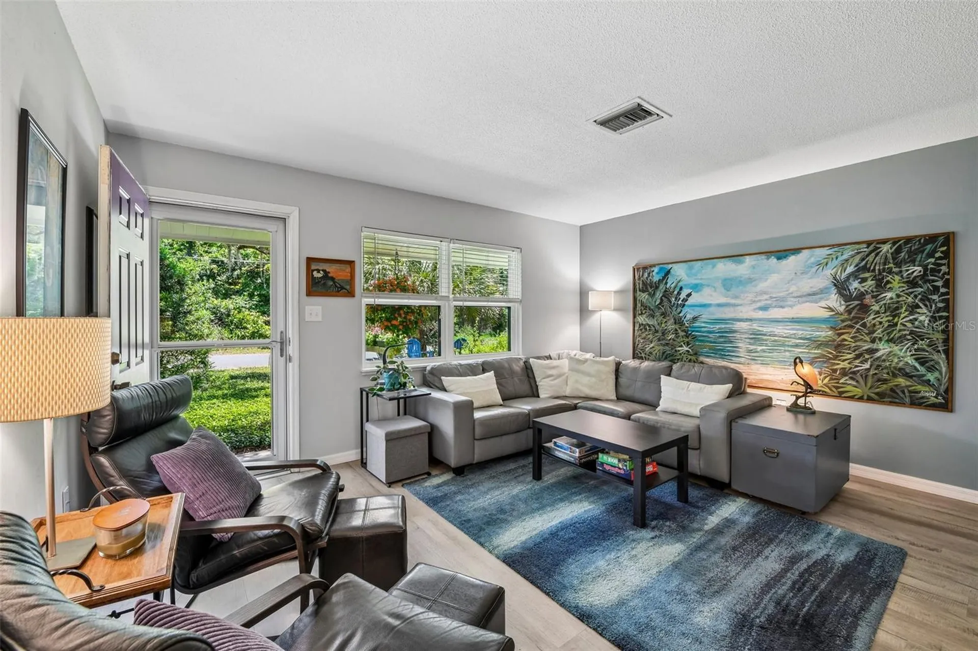 1073 Central Street Mount Dora FL 32757