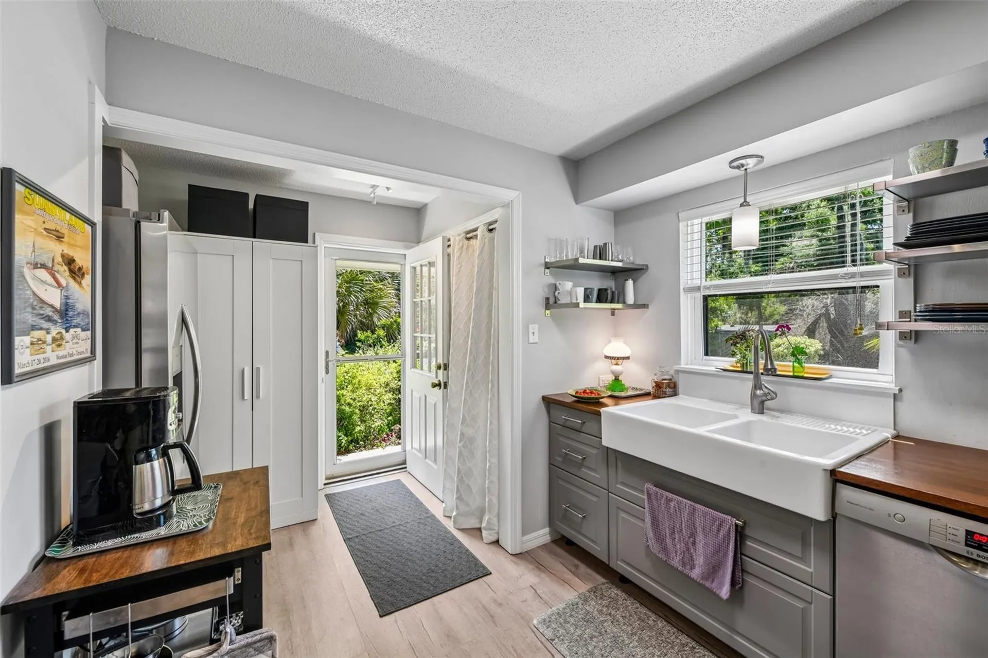 1073 Central Street Mount Dora FL 32757