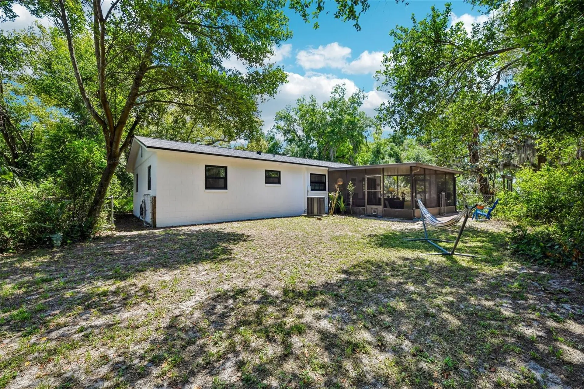 1073 Central Street Mount Dora FL 32757