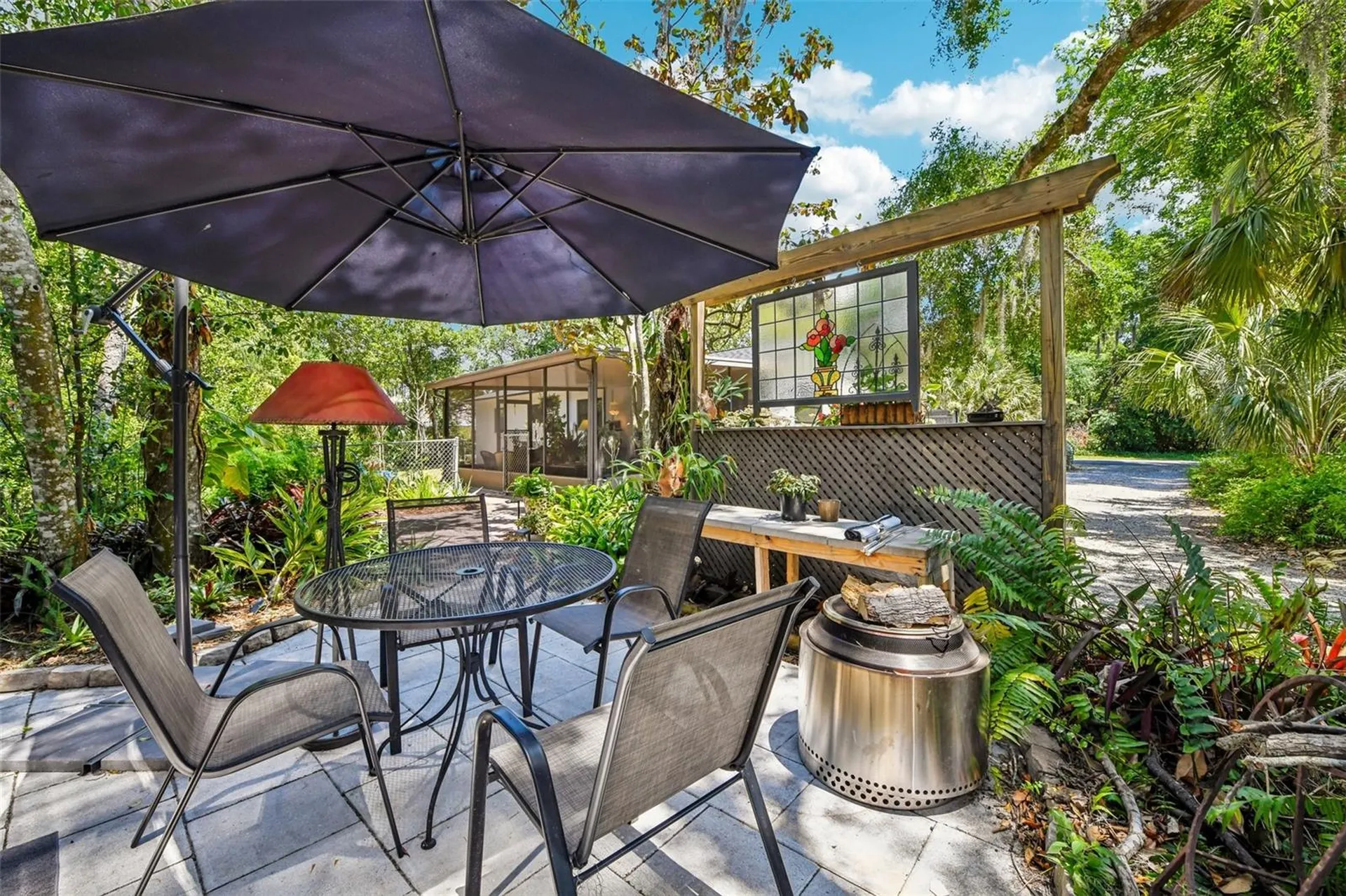1073 Central Street Mount Dora FL 32757