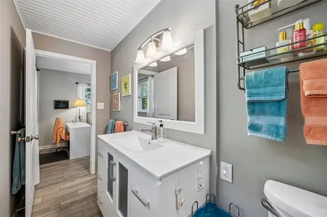 1073 Central Street Mount Dora FL 32757