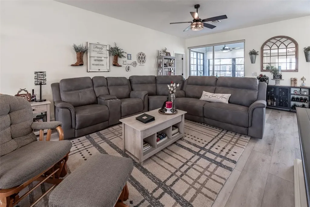 1137 SW 156th Street Ocala FL 34473