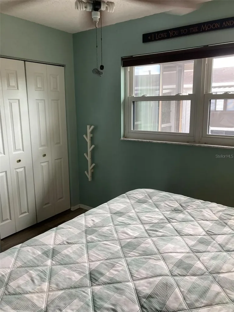 5967 Terrace Park Drive N St Petersburg FL 33709