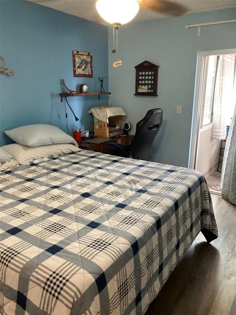 5967 Terrace Park Drive N St Petersburg FL 33709