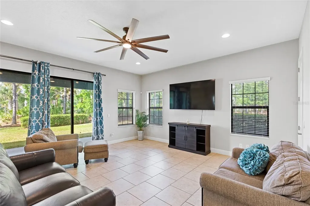 31976 Watoga Loop Wesley Chapel FL 33543